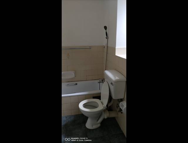 1 bed property to rent in CONSTANTIA PARK